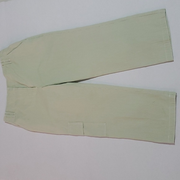 Chico's Five Pockets lime Green Cargo Capri pants Size 0.5 or Small or 6 - Picture 1 of 7